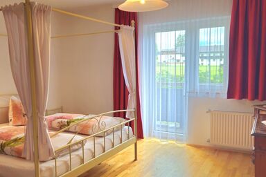 Neubauhof - Doppelzimmer Himmelbett
