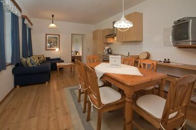 Hoferpeters Bauernhof - Ferienwohnung im alten Bauernhaus