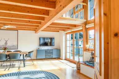 Stolz - Ferienwohnung mit Bergblick, Balkon und Ski-Abstellmöglichkeit
