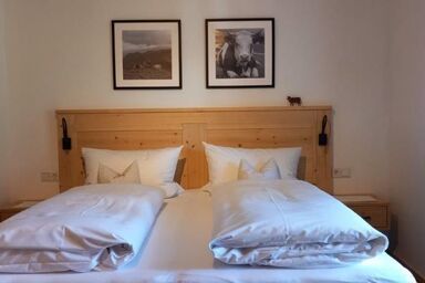 Gästehaus Gartenheim    Fam. Schäffler - Doppelzimmer 4