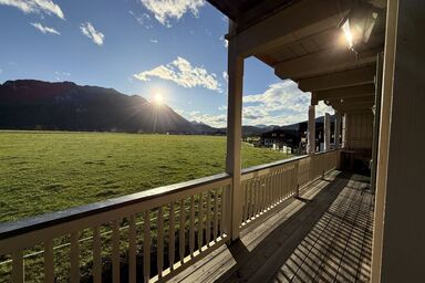 Inzell Ferienwohnung für 4  Personen mit Bergblick, Balkon und Fahrradabstellplatz