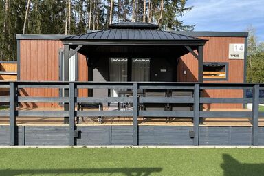 Ferienhaus in Wackersdorf mit Terrasse, Garten und Grill