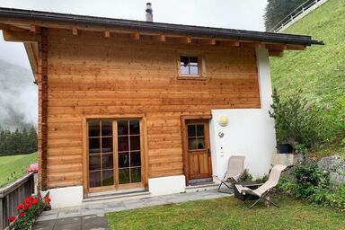Neuwertiges 2-Zi-Ferienchalet (55m2)
