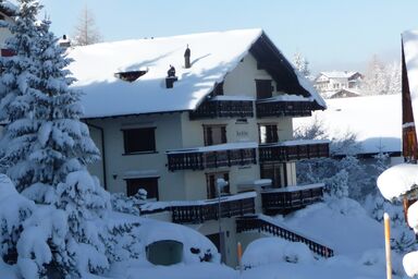 Haus zur Föhre (Whg. Lendi). 3 Zimmerwohnung Bad/Dusche/Balkon