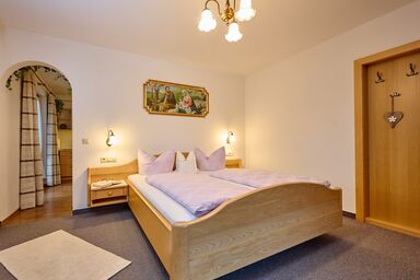 Haus Bartlweber - Sonnige Ferienwohnung mit Balkon