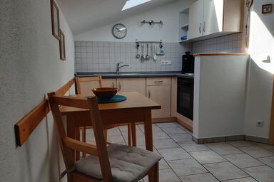 Haus Maier - Ferienwohnung 50 qm, 1 -3 Personen, 1 Schlafzimmer, Wohnküche, Balkon