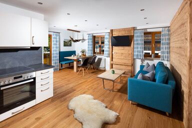 Gästehaus Anfanglehen - Ferienwohnung Schapbach, 1-4 Personen, 55 qm, Balkon, separates Schlafzimmer, Obergeschoss