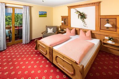 Triembachhof - Doppelzimmer Nr. 3 mit Dusche / WC und Balkon