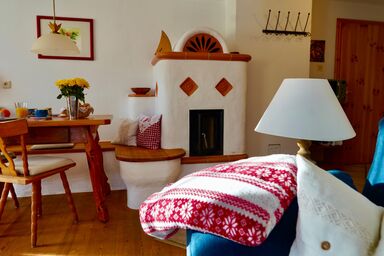 Dandl-Hof inkl. Chiemgaukarte - Ferienwohnung D Christl 45qm, Balk., Kochn., 1 Schlafz., 1 Wohnschlafz., 3 P.