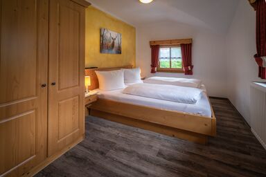 Pension Villa Lockstein - Doppelzimmer Nr.9 u. Nr.10 mit Dusche und WC, Balkon