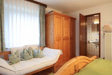 BioPension Krennleiten - Doppelzimmer Dusche/WC Balkon Erdgeschoss