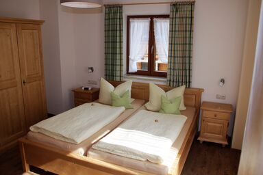 Obergöbllehen - Ferienwohnung Nr. 2, 1 - 2 Personen, 44 qm, 1 Schlafzimmer, 2 Balkone