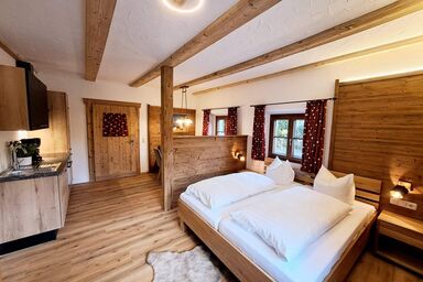 Pension Etzerschlössl - Doppelzimmer Nr.5, mit Küche, Duche und WC