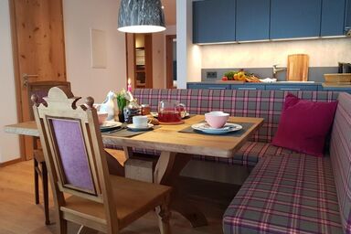 KAISER - Ferienwohnung Kaiserblick, 80qm, mit Terrasse und Panoramablick auf das Kaisergebirge