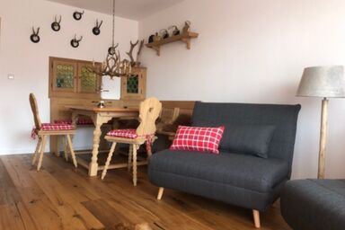 Alpendomizil Reber 2 - Ferienwohnung Friedenrath Whng.47 TG Stellplatz 7, separat. Schlafz., TV, WLAN