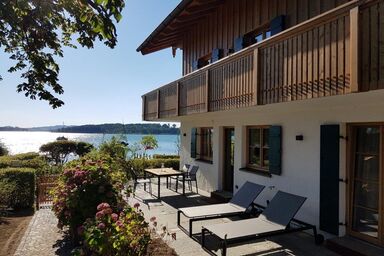 Hoixl Gütl auf der Fraueninsel - Garden Suite mit gemütlicher Wohnküche und Seeblick