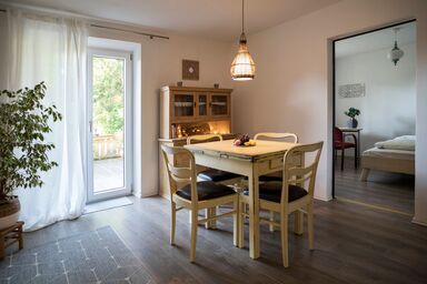 Zwei helle Zimmer im Grünen - Ferienwohnung