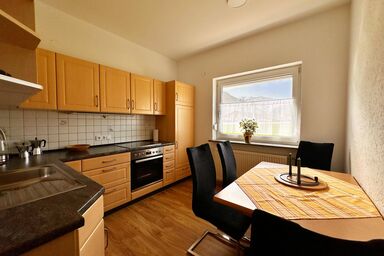 Ferienwohnung Valentina inkl. Chiemgaukarte - Ferienwohnung 63 qm, Terrasse mit Blick auf die Berge, Schlafzi., Wohnzi., DuWc, max.4 Pers