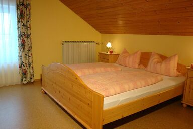 Gästehaus Baumgartner - Ferienwohnung II - 75qm in schöner, ruhiger Lage