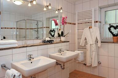 Gästehaus Baumgartner - Ferienwohnung III - 80qm mit Bergaussicht