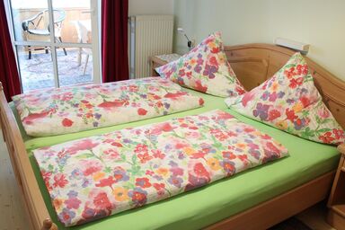 Pension Tauscher - Doppelzimmer 2 mit Wintergarten