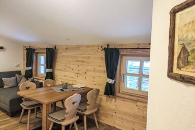 Sennerin - Dachsteinblick .1