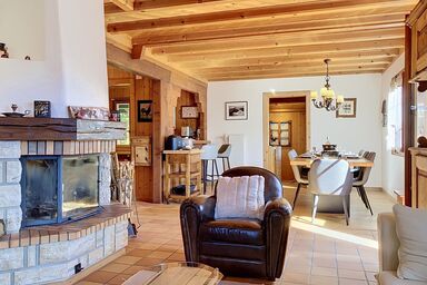 Chalet Perry - Chalet Perry .1