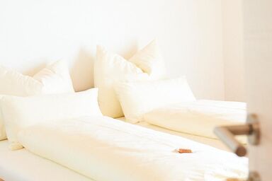 Gästehaus Lipp'n Sepp St. Anna am Aigen - Doppelzimmer Holunderblüte mit Terrasse