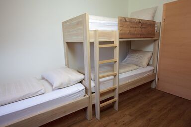 Pension Pirkdorfer See - Familienzimmer "Lebensquelle" mit Balkon