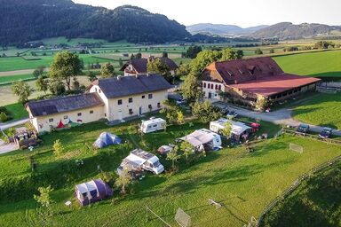 Prefelnig-Hof Camping am Bauernhof - Stellplatz Nummer 1