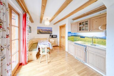 Antonia, Haus - "Karwendel" Fewo, Wohn-Schlafraum, Du, WC