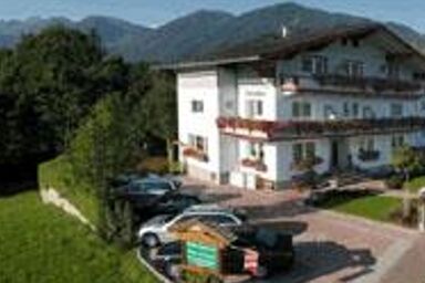 Appartementhaus-Pension Lindenheim - Apartment Garten/2 Schlafräume/Dusche, WC