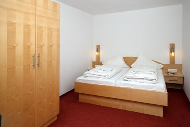 Villa Margarethe - Zimmer 20, Doppelzimmer, Dusche/WC, ruhige Lage