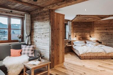 Alpzitt Chalets - SPA-Ferienwohnung "Mittag"