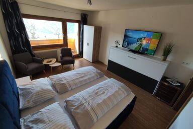 Pension Zum Mühlrad - Premium Doppelzimmer mit Balkon und Seeblick