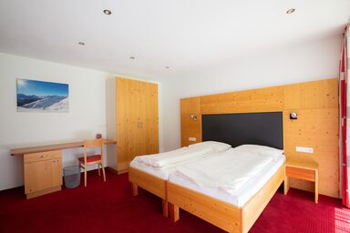 Apart Sportiva - Doppelzimmer, Dusche, WC