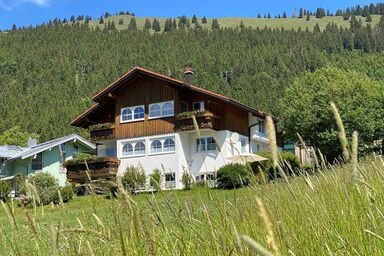 Landhaus Thomma - Ferienwohnung Iseler - 67 qm