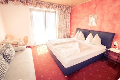 Pension Waldruh - Tannenheim - Doppelzimmer mit Dusche/WC und Balkon