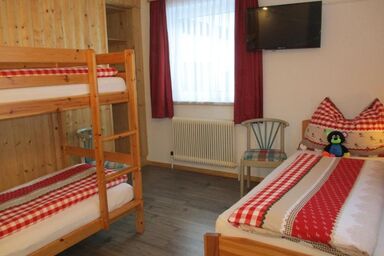 Pension Adlerhorst Sellrain - Familienzimmer für bis zu 5 Personen