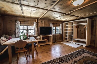 Haus Lucas Tschofen - Suite, Dusche, WC, 1 Schlafraum, sep. Wohnraum