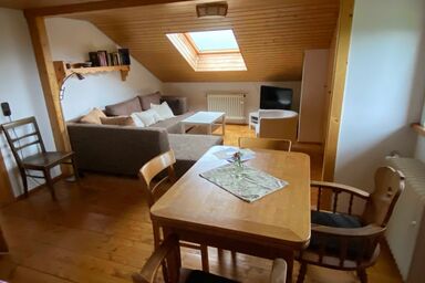 Fewo Engelhirsch - Ferienwohnung Westseite