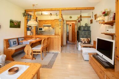 Ferienapartments Schneeheide im Allgäu - Gemütliche Ferienwohnung mit Südbalkon und Komfort SH 4/5