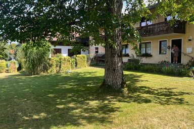 Ferienwohnung Siegfried Zopf - Ferienwohnung mit Balkon für 2-3 Personen