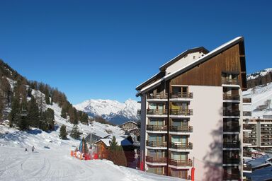 Residenz Montfort 12 (SIVI101) SKI IN AND SKI OUT