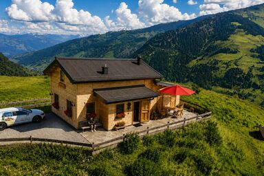 Hüttenurlaub in Rauris  traumhafte Alleinlage mitten im Skigebiet & Wandergebiet