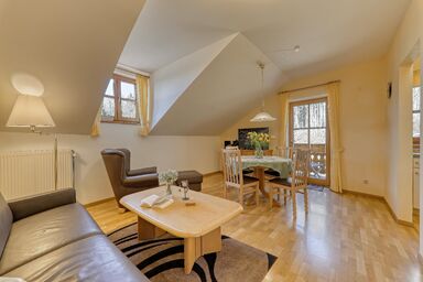 Private Wohnung mit Balkon Aussicht auf den Wald