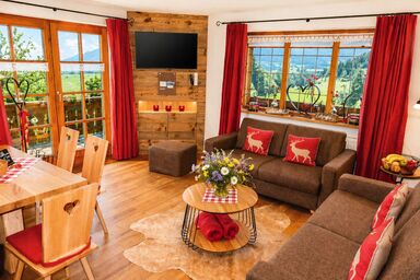 Gästehaus Schönfeld - Ferienwohnung Klausenberg  - Drei-Raum-Wohnung 75m² mit Balkon und Bergblick