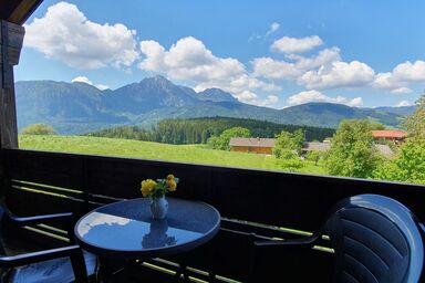 Fuchsbauernhof - Ferienwohnung Teisenberg 33 qm, 2 Schlafzimmern, Wohnküche, Balkon