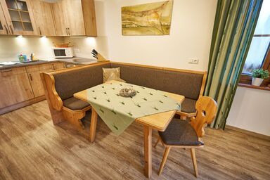 Lohener Hof - Ferienwohnungen Gastager - 3. Ferienwohnung Westernberg, 50qm, Balkon, Küche, 1 Schlafzimmer, 1 Wohnzimmer