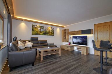 Bojernhof inkl. Chiemgaukarte - Ferienwohnung Bergpanorama Augenweide 100 qm Balk.,3 Schlafz.,1 Wohnkü., 2 Bäder